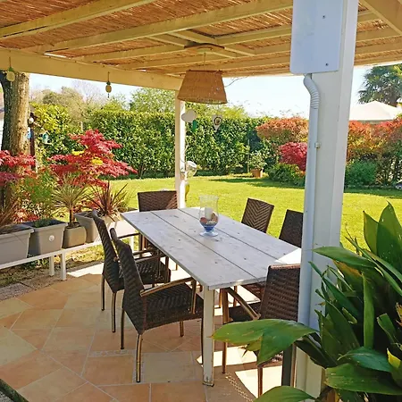 Villa Sabry Turriaco Exterior photo