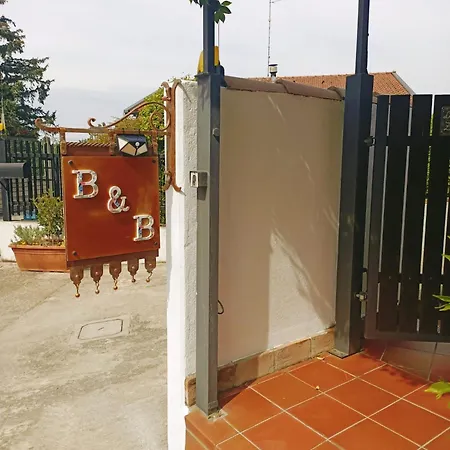 Villa Sabry Turriaco Exterior photo
